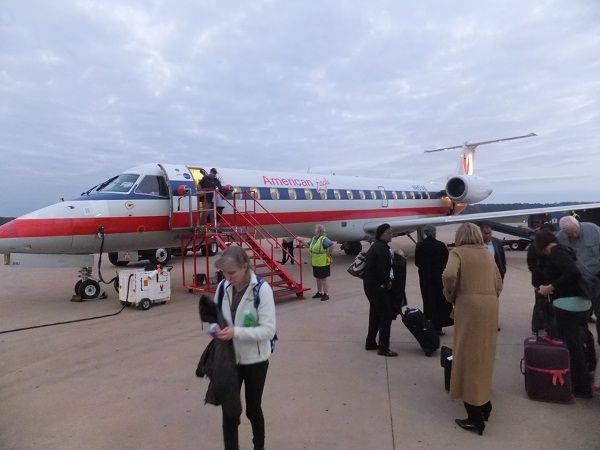 ERJ145　（グレッグ空港にて）